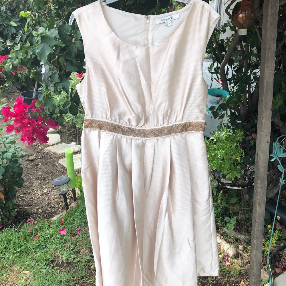 Lovely creamy pinkish dress